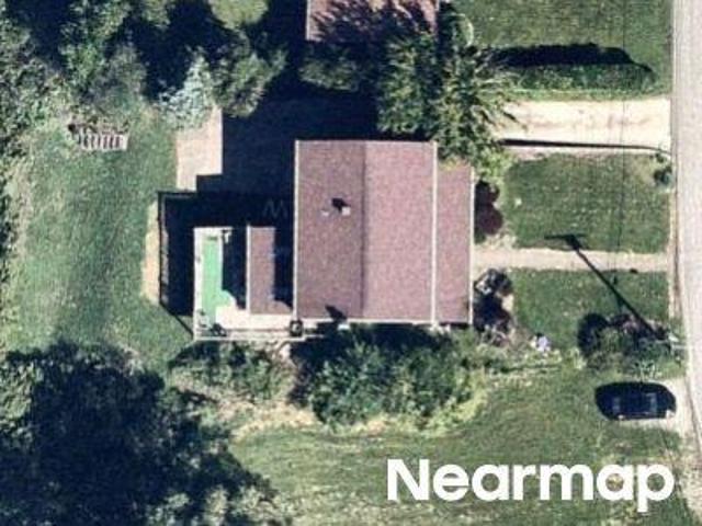 House for sale in Leak Run, Monroeville
