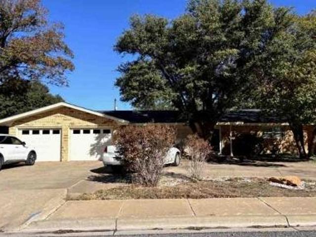 House for sale in Levelland, Texas