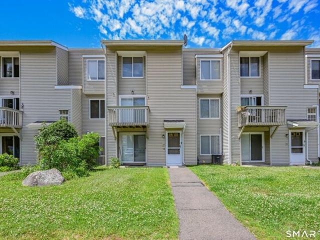 House for sale in Newington, Connecticut