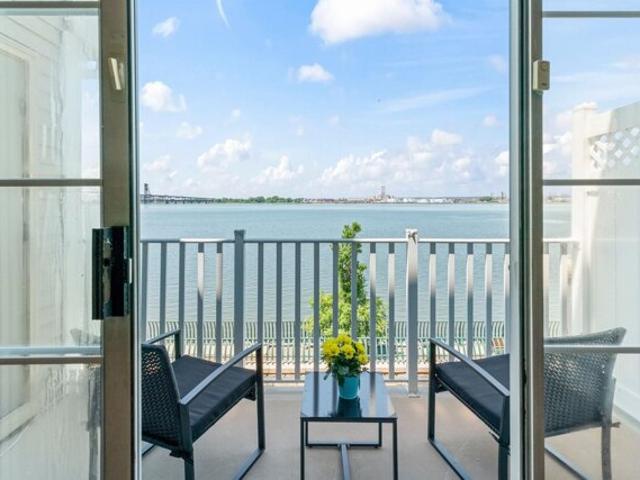 Condo for sale in Hudson, New Jersey