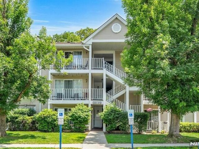 Condo for sale in Mahwah