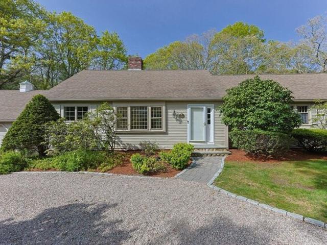 House for sale in Cotuit, Cotuit