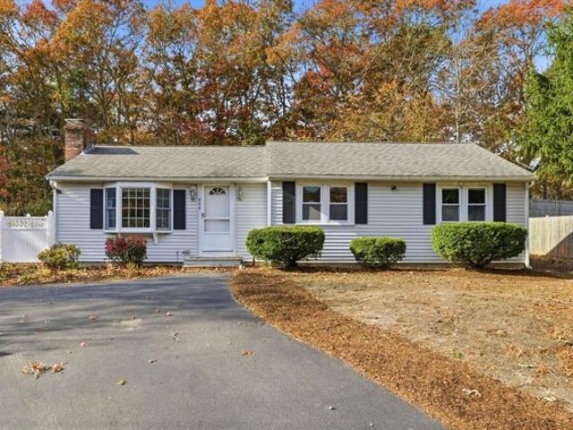 House for sale in Mashpee, Massachusetts