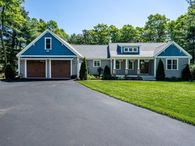 House for sale in Mashpee, Massachusetts