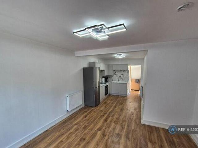 House for rent in Gornal Wood, Coseley