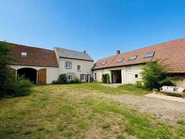 Maison vente à Bourges, Couargues