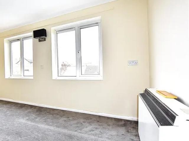 Apartment for rent in London Borough of Croydon, Thornton Heath