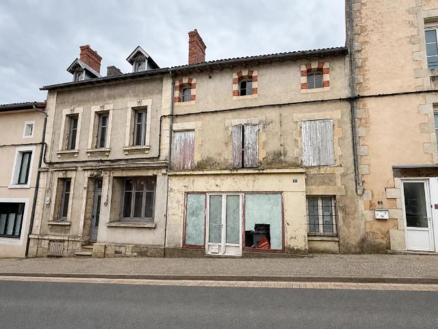Maison vente à Montmorillon, Couhé