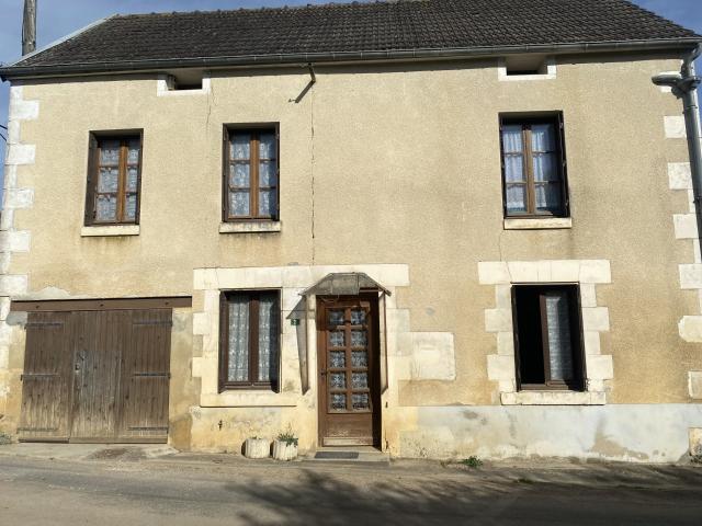 Maison vente à Auxerre, Coulangeron