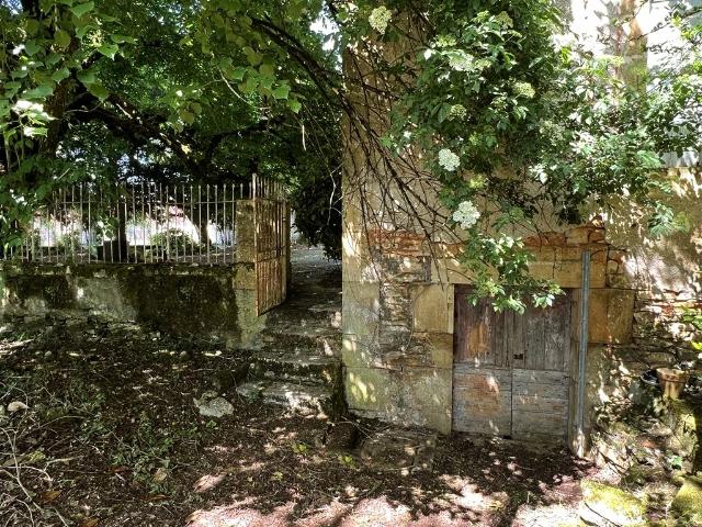 Château vente à Nontron, Coulaures