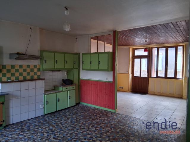 Maison vente à Montluçon, Couleuvre