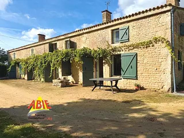 Maison vente à Niort, Coulon
