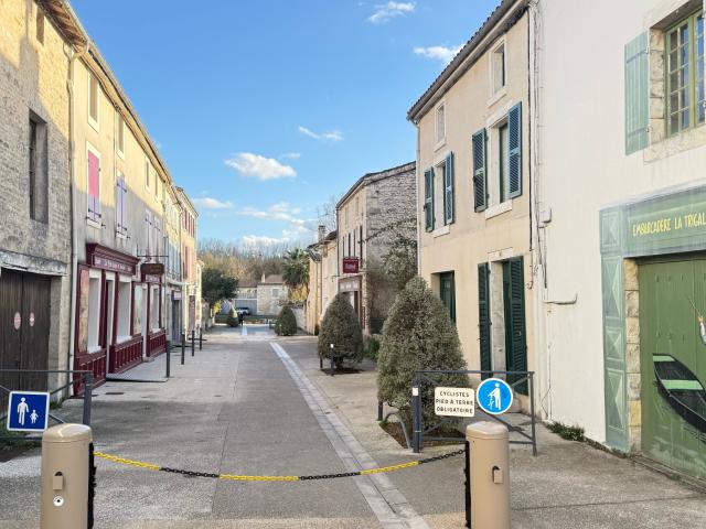 Maison vente à Niort, Coulon