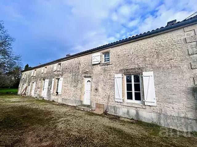 Maison location à Parthenay, Coulonges-sur-l'autize