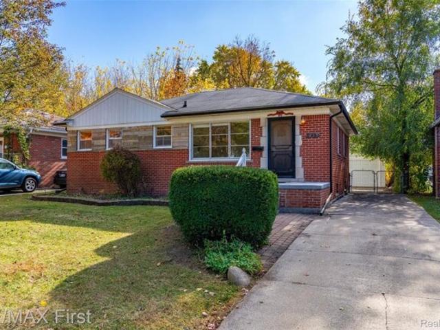 House for sale in Clawson, Michigan