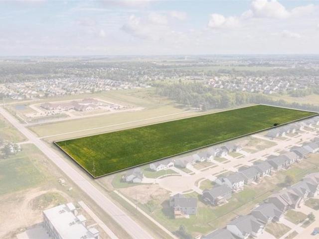 Land for sale in Linn, Iowa