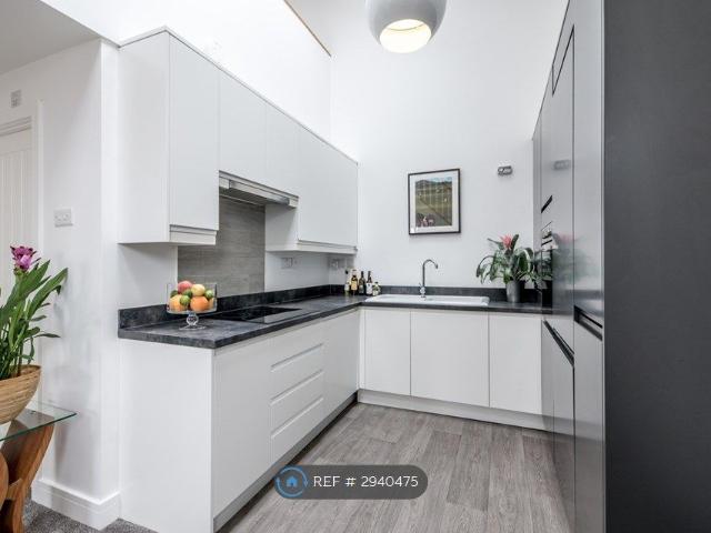House for rent in Spring Park, Luton