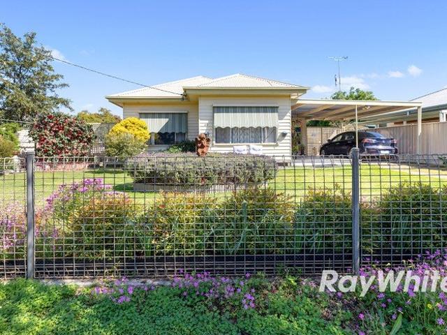 House for sale in Lockington