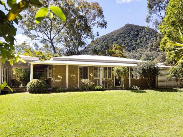House for sale in Eerwah Vale, Sunshine Coast Regional