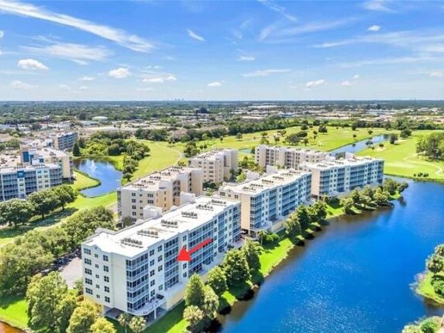 Condo for sale in Largo, Florida