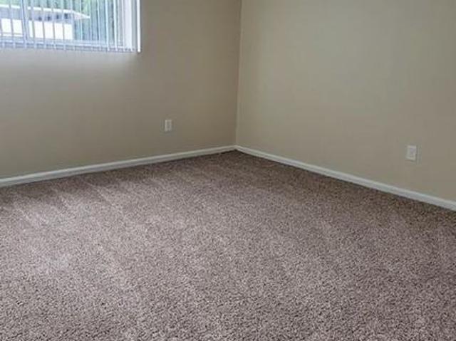 Apartment for rent in Clayborne Court Apartments, Kalamazoo
