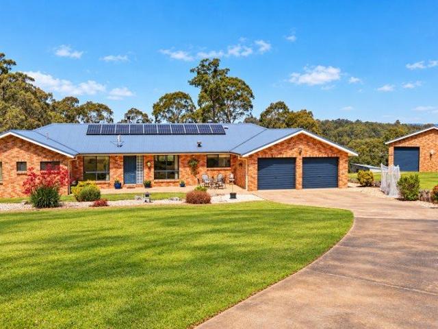 Cottage for sale in Long Beach, Eurobodalla Shire Council