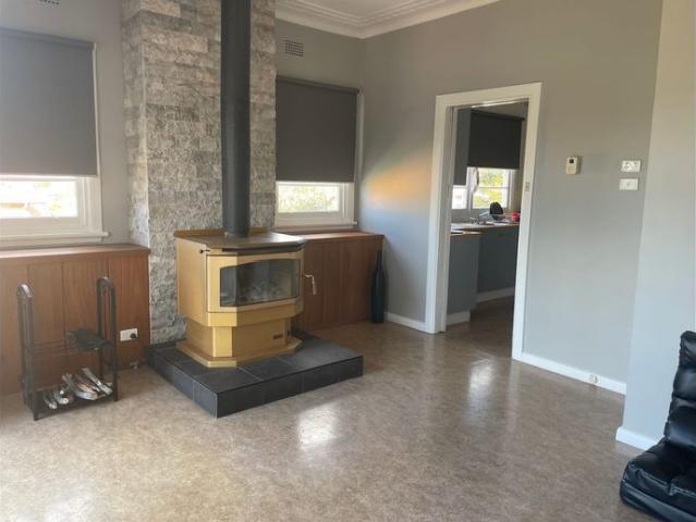 House for rent in Rocky River, New South Wales