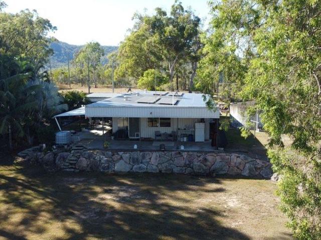 Cottage for sale in Mount Maria, Queensland