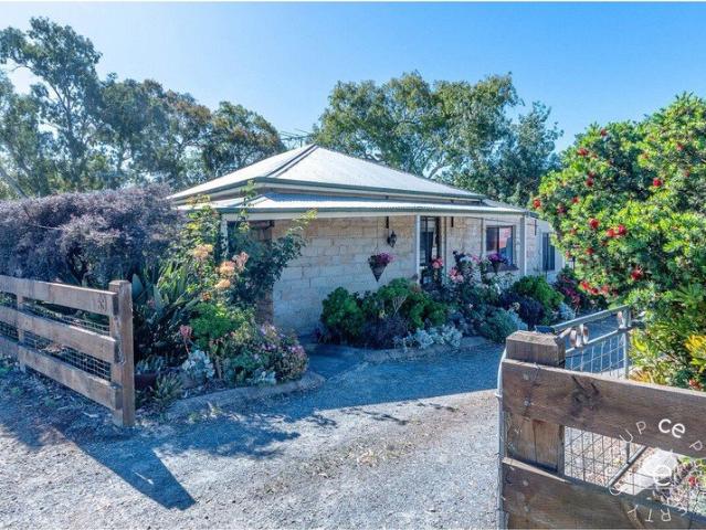 House for rent in Birdwood, Adelaide Hills Council