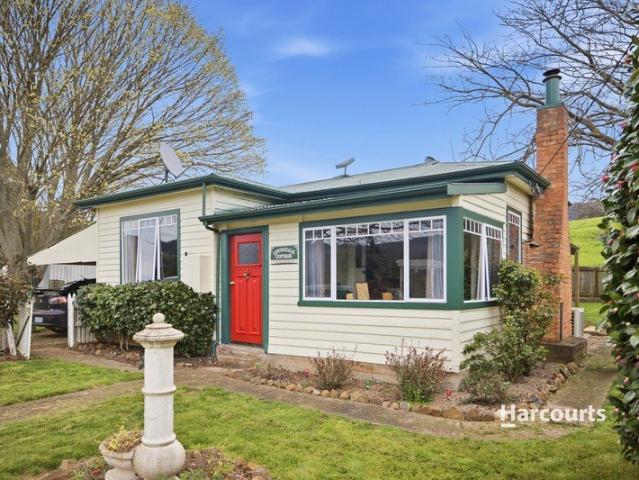 House for sale in Gunns Plains, Tasmania
