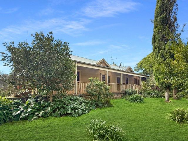 House for rent in Victoria