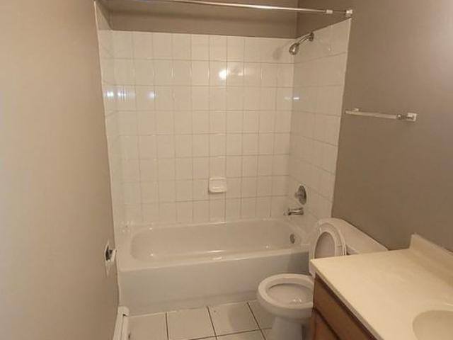 Apartment for rent in Arlington Heights, Illinois