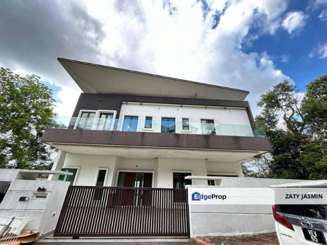 House for sale in Country Heights Damansara, Kuala Lumpur