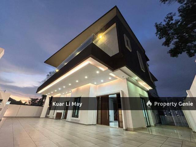 Bungalow for sale in Country Heights Damansara, Kuala Lumpur