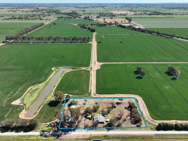 Cottage for sale in Katamatite, Victoria