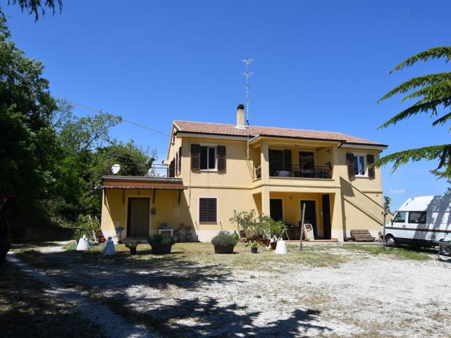 Casa in vendita a Marche, Fermo