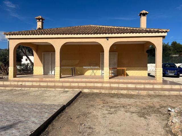 Casa en alquiler en Crevillent