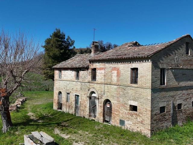 Casa in vendita a Marche, Fermo