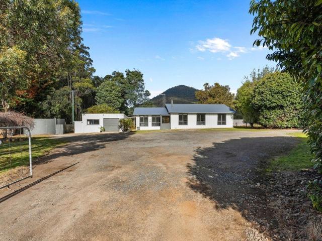 Cottage for sale in Penguin, Tasmania