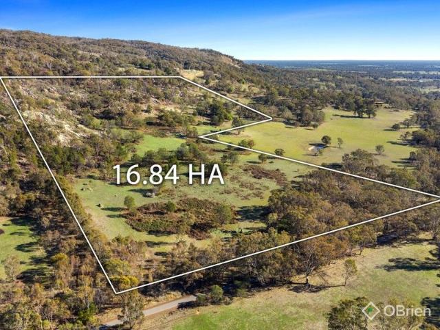 Cottage for sale in Longwood East, Victoria
