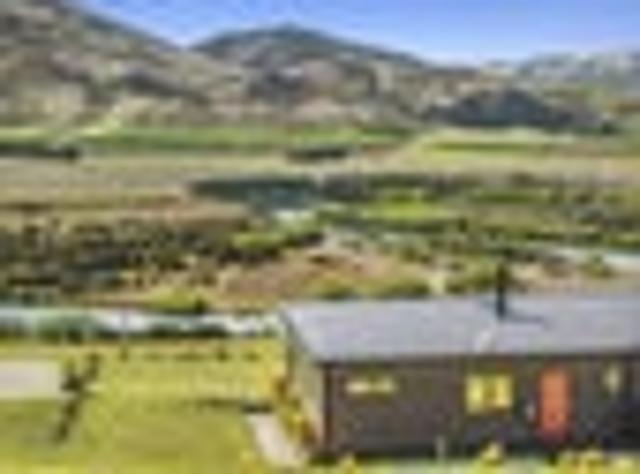 House for sale in Otakou