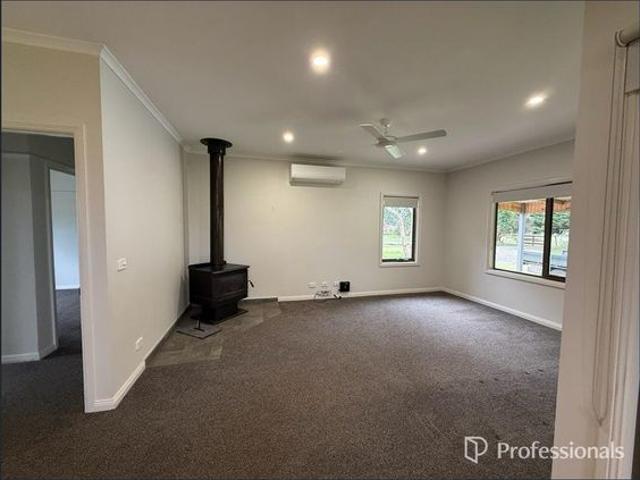 House for rent in Hamilton, Victoria