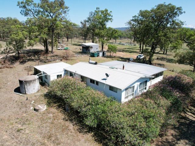 Cottage for sale in Gungal, New South Wales
