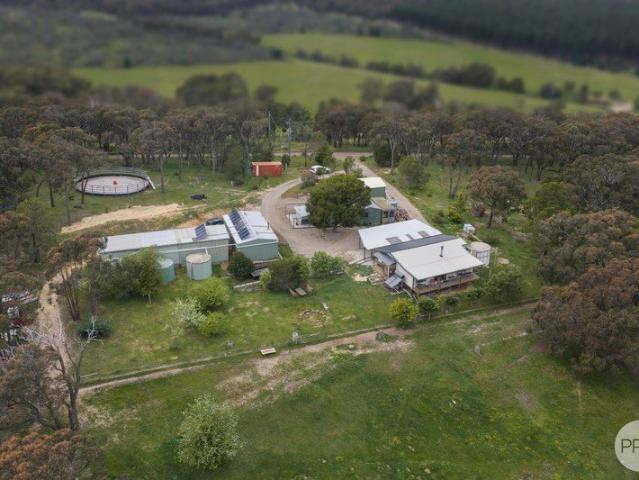 House for sale in Raglan, Shire of Pyrenees