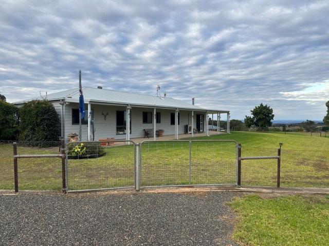Cottage for sale in South Nanango, Queensland