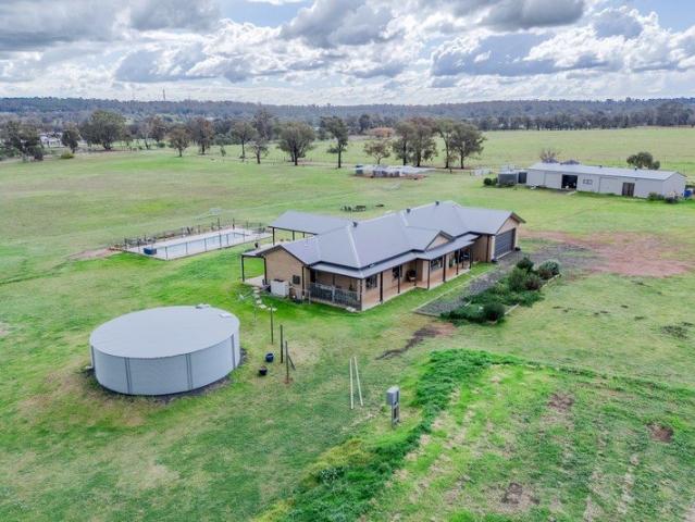 Cottage for sale in Dubbo, New South Wales