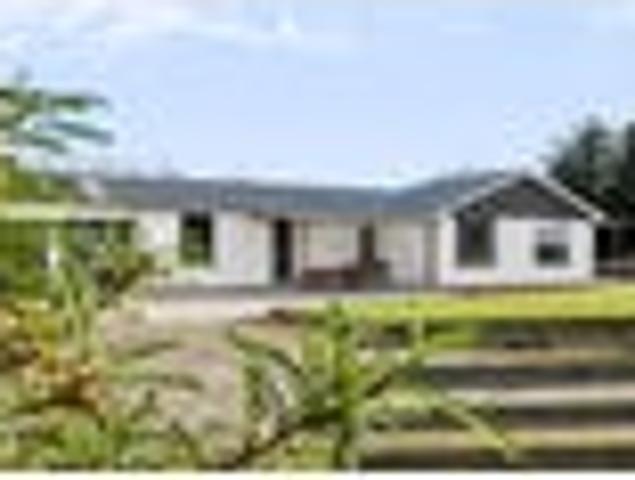 House for sale in Otakou