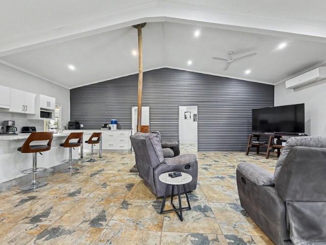 Cottage for sale in Callide, Banana Shire