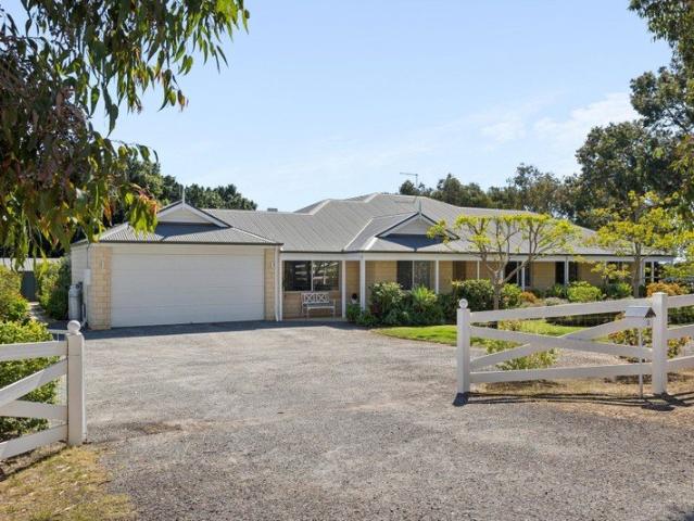 Cottage for sale in Gingin, Shire Of Gingin