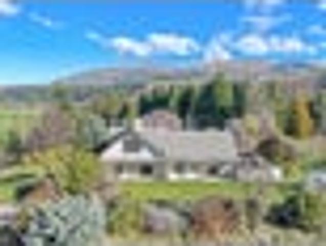 House for sale in Otakou